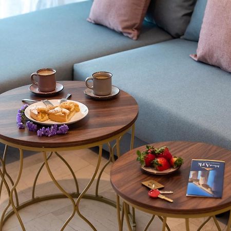 Blue Ark Boho Stay At Acropolis Atenas Exterior foto